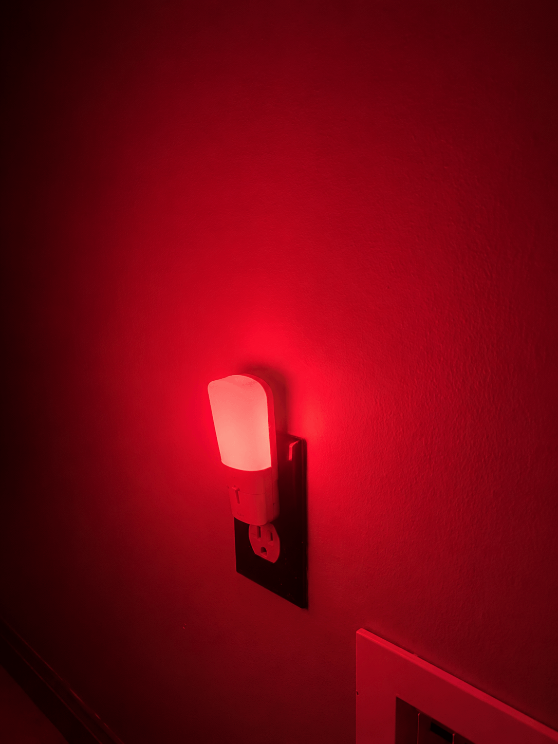 Customer photo of ZOOZ red light on wall